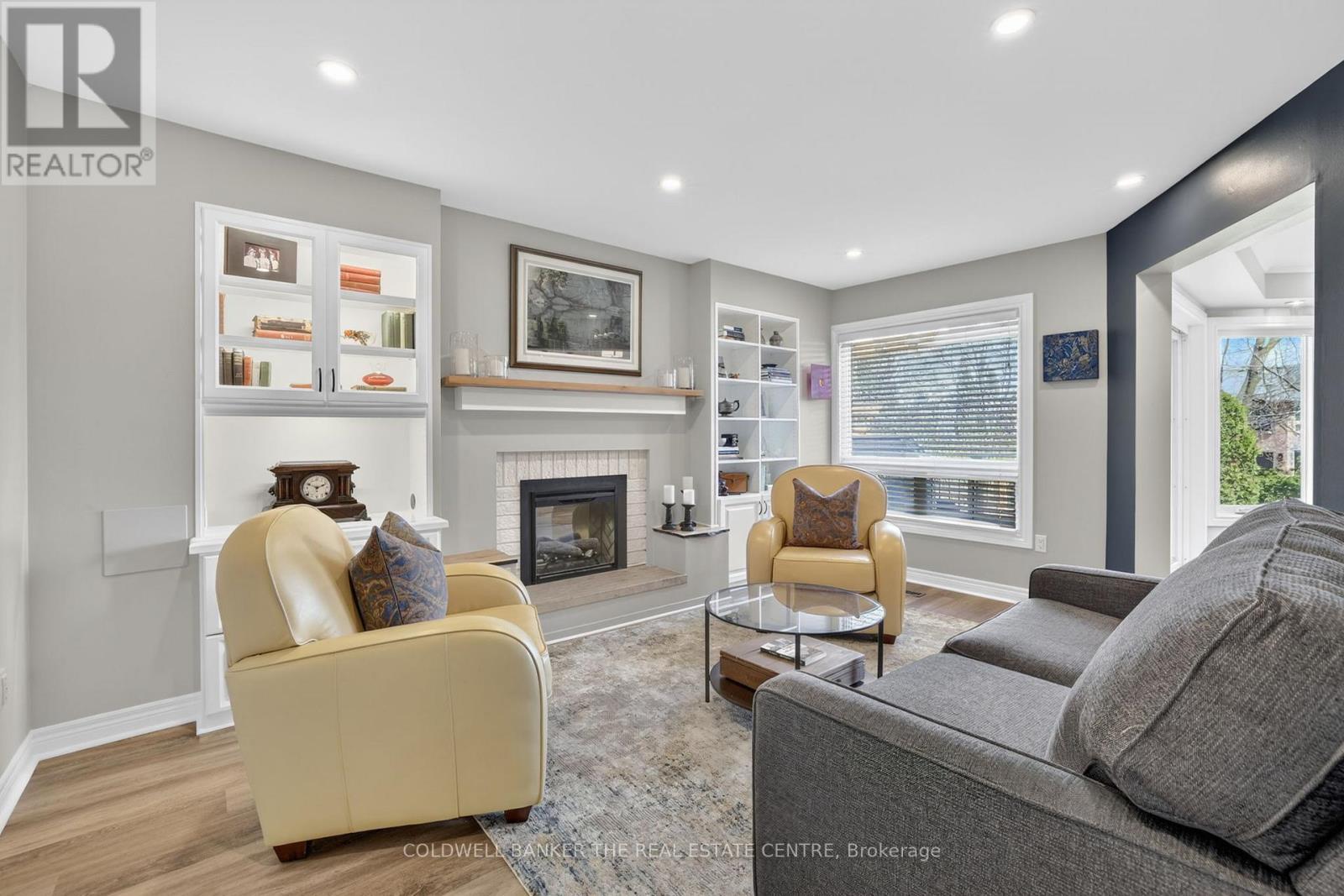 78 Rhodes Circle, Newmarket, Ontario  L3X 1V2 - Photo 5 - N13029426