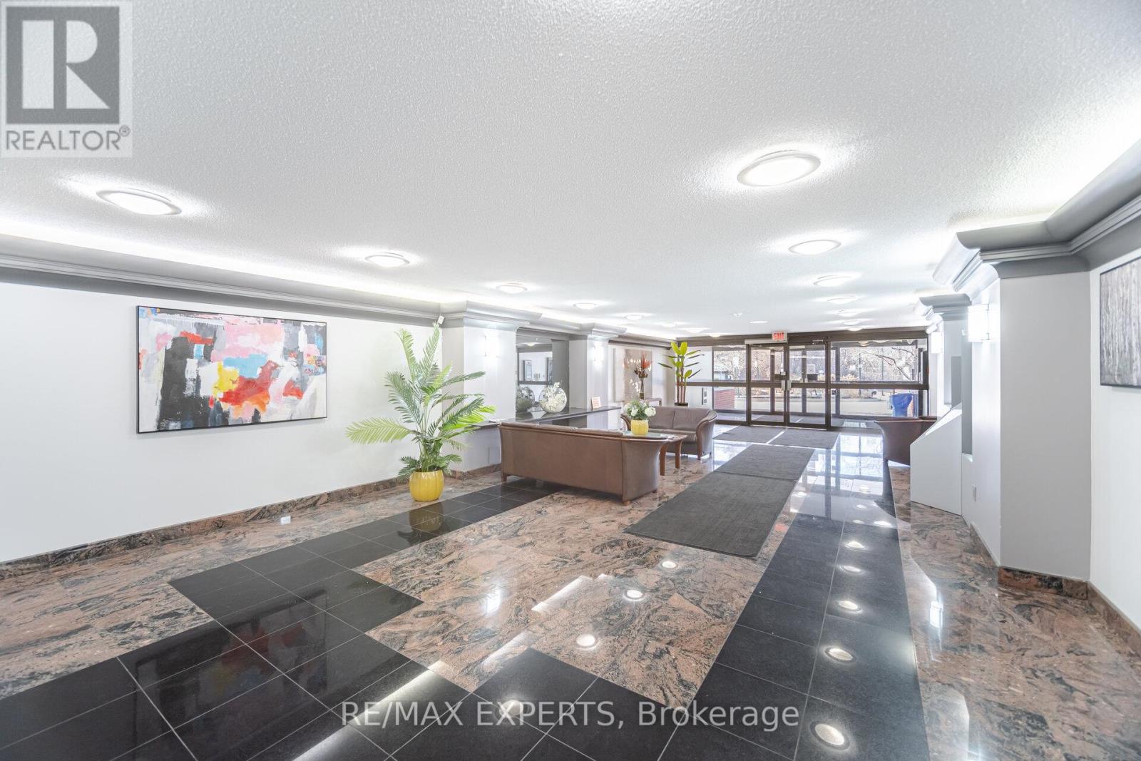 305 - 100 Arbors Lane, Vaughan, Ontario  L4L 7G4 - Photo 4 - N13029466