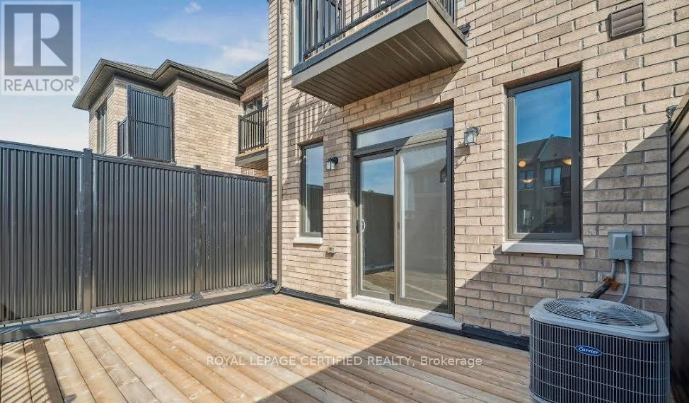 36 Cherry Hill Lane, Barrie (Painswick South), Ontario  L4N 6K7 - Photo 2 - S13029146