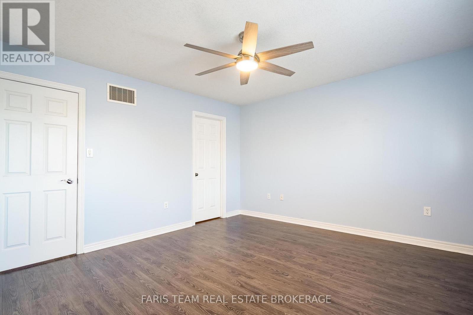 18 Balmoral Place, Barrie, Ontario  L4N 0Y9 - Photo 20 - S13029148