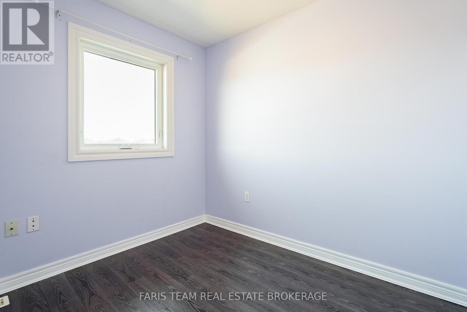 18 Balmoral Place, Barrie, Ontario  L4N 0Y9 - Photo 25 - S13029148