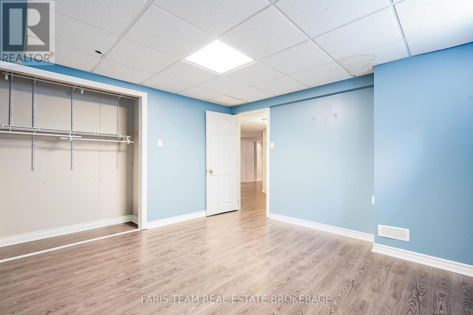 18 Balmoral Place, Barrie, Ontario  L4N 0Y9 - Photo 34 - S13029148