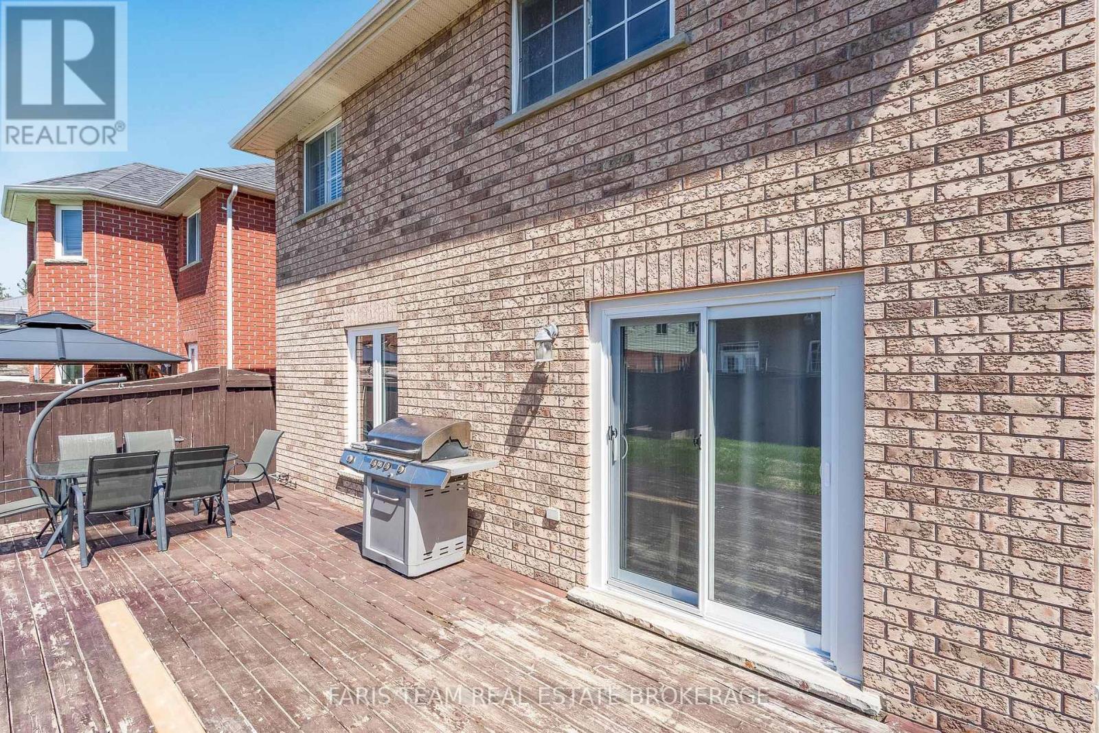 18 Balmoral Place, Barrie, Ontario  L4N 0Y9 - Photo 36 - S13029148