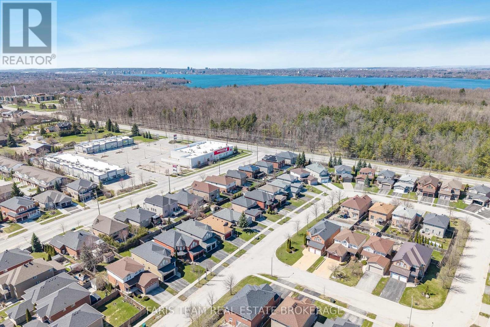 18 Balmoral Place, Barrie, Ontario  L4N 0Y9 - Photo 43 - S13029148