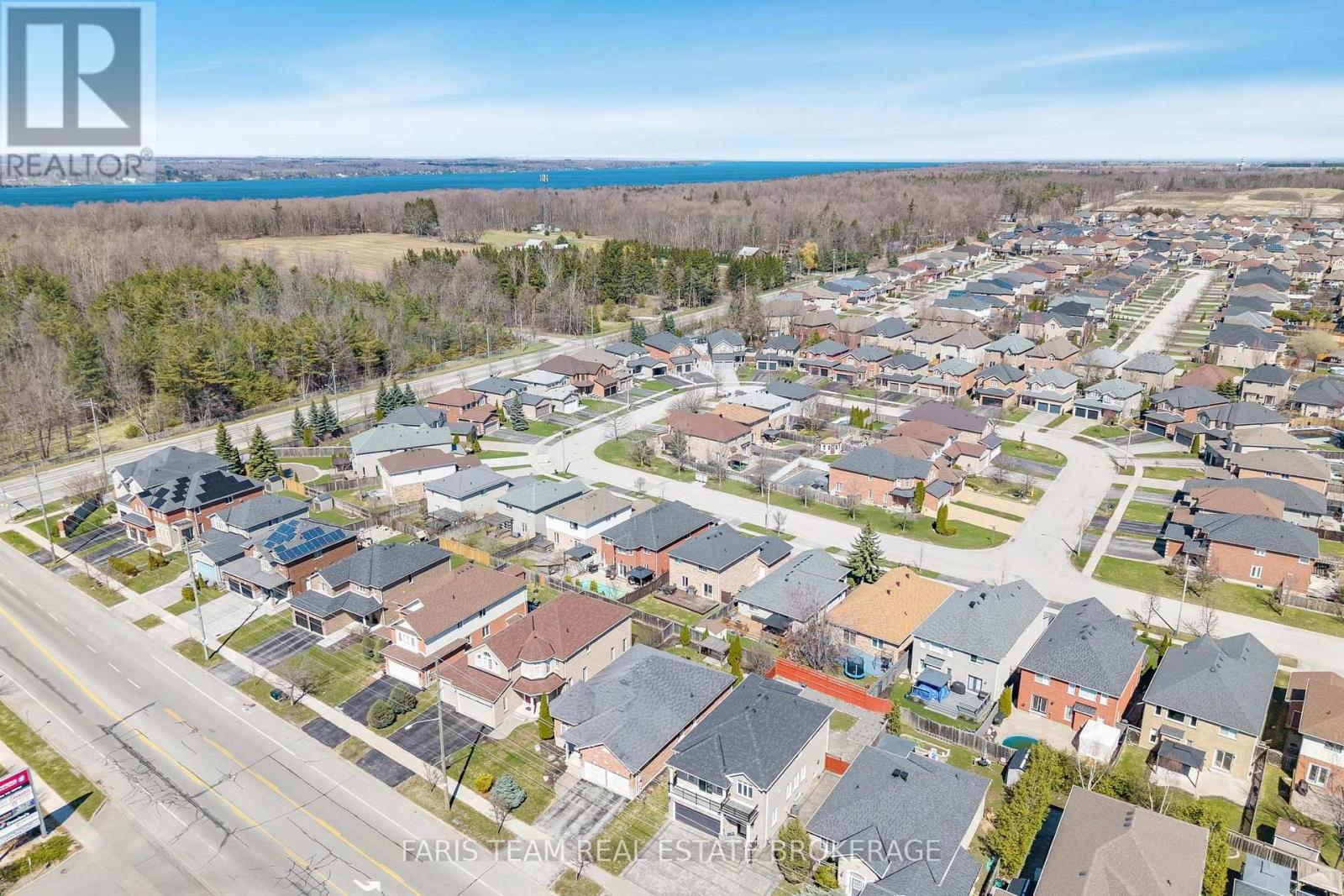 18 Balmoral Place, Barrie, Ontario  L4N 0Y9 - Photo 44 - S13029148