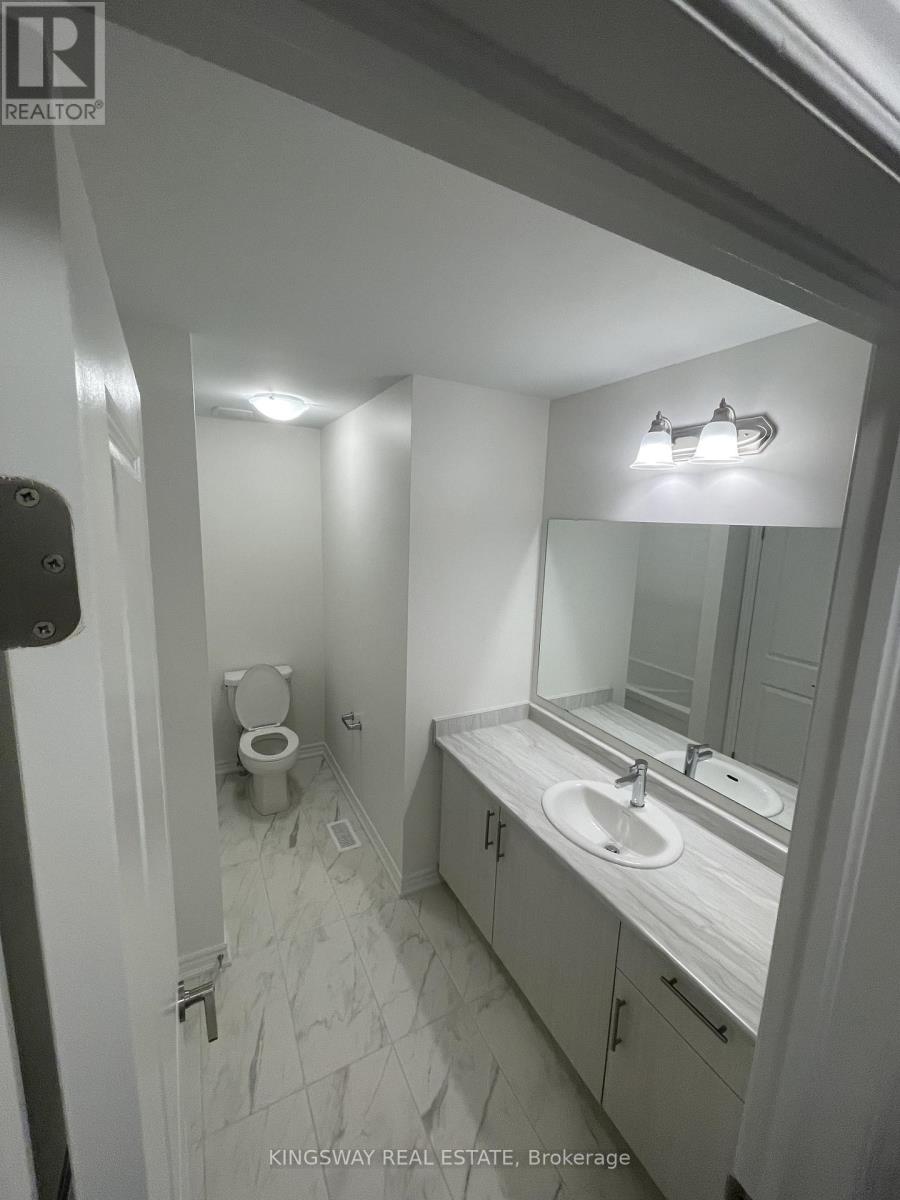 69 Gemini Drive, Barrie, Ontario  L9J 0P8 - Photo 4 - S13029468