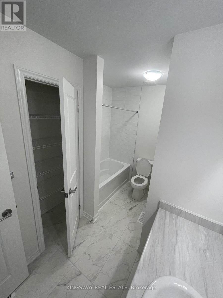 69 Gemini Drive, Barrie, Ontario  L9J 0P8 - Photo 9 - S13029468