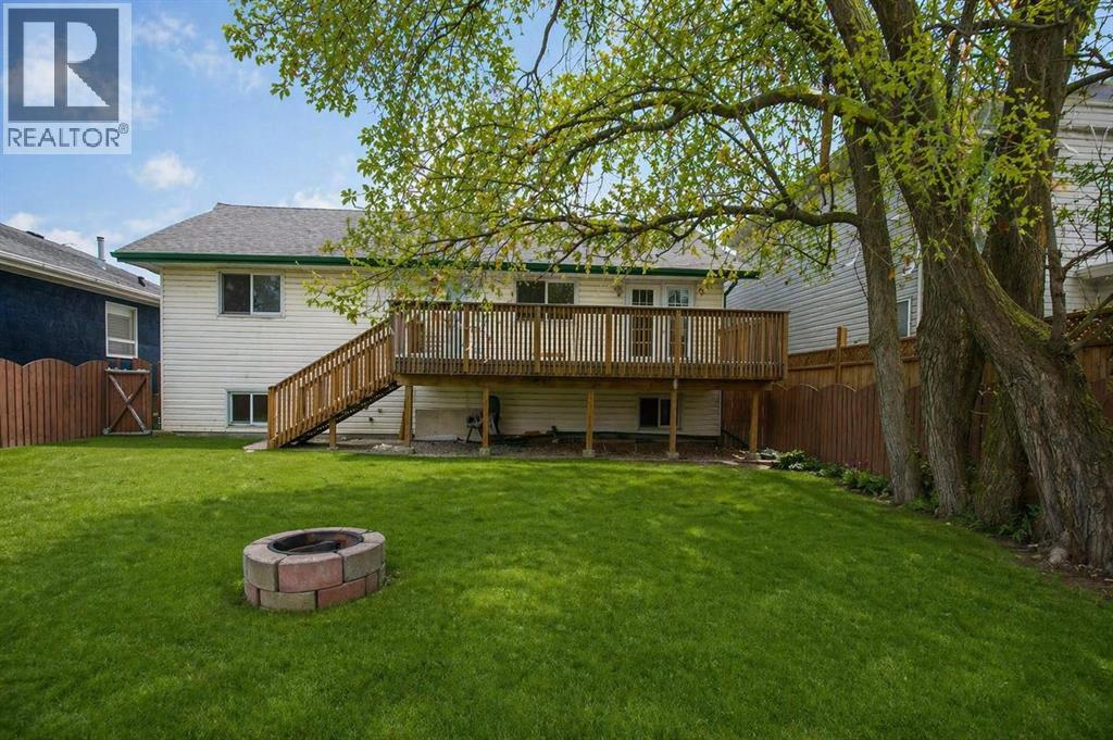 4721 46 Street, Sylvan Lake, Alberta  T4S 1N3 - Photo 3 - A2297122