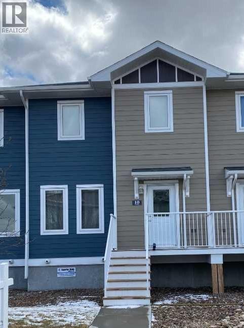 10 Sage Brush Avenue, Taber, Alberta  T1G 0E8 - Photo 1 - A2303023
