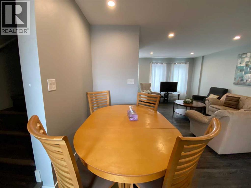 10 Sage Brush Avenue, Taber, Alberta  T1G 0E8 - Photo 7 - A2303023