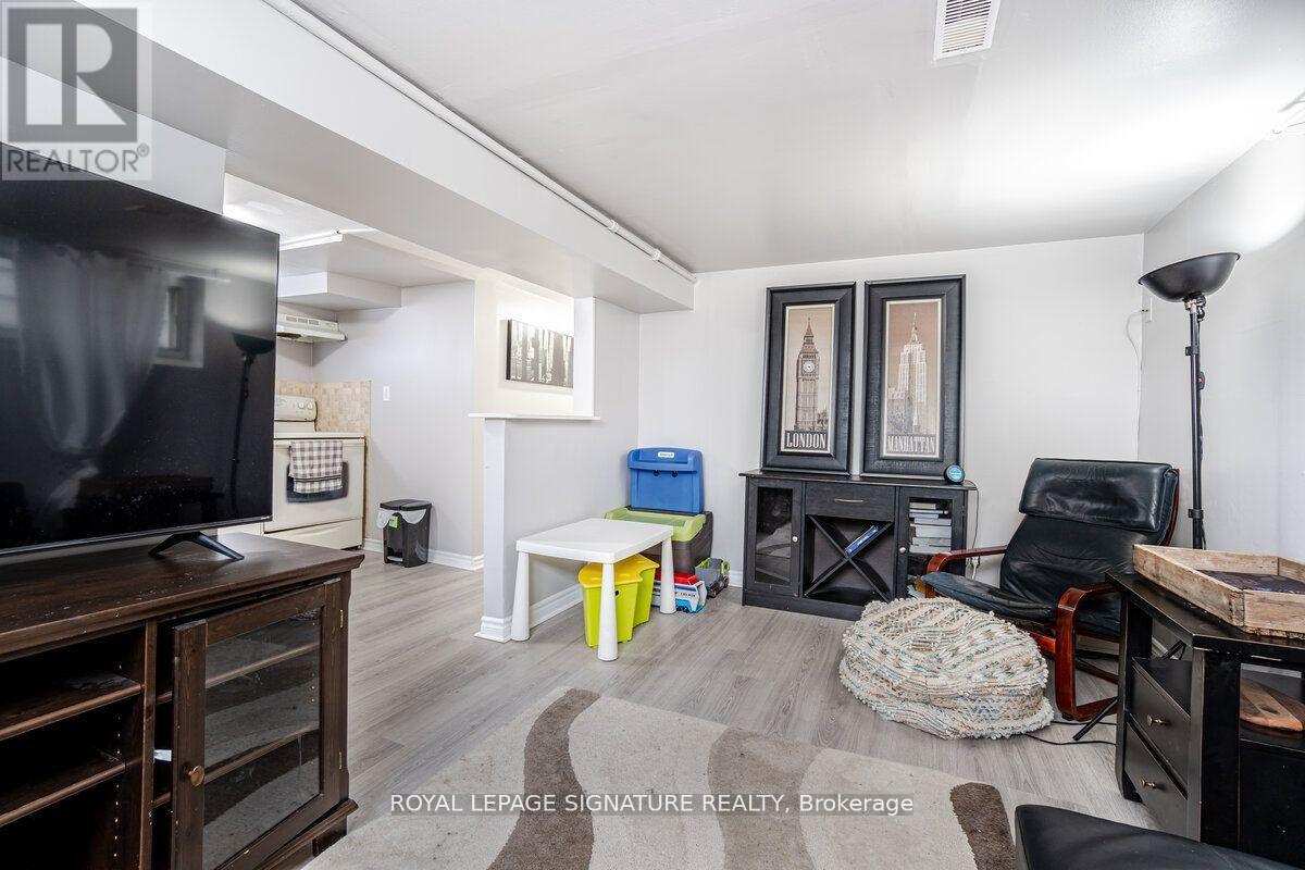 2 - 1078 Eastmount Avenue, Mississauga, Ontario  L5E 1Z3 - Photo 12 - W13029070