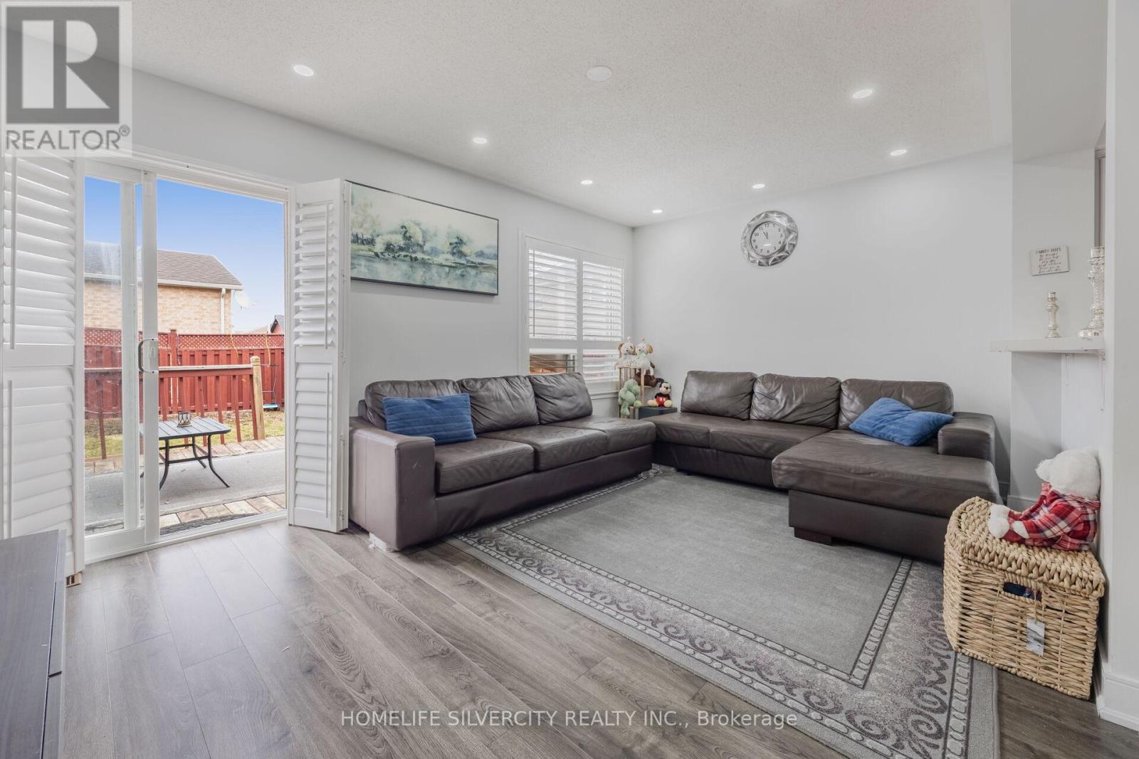 67 Sweet Clover Crescent, Brampton, Ontario  L6R 3A1 - Photo 17 - W13029104