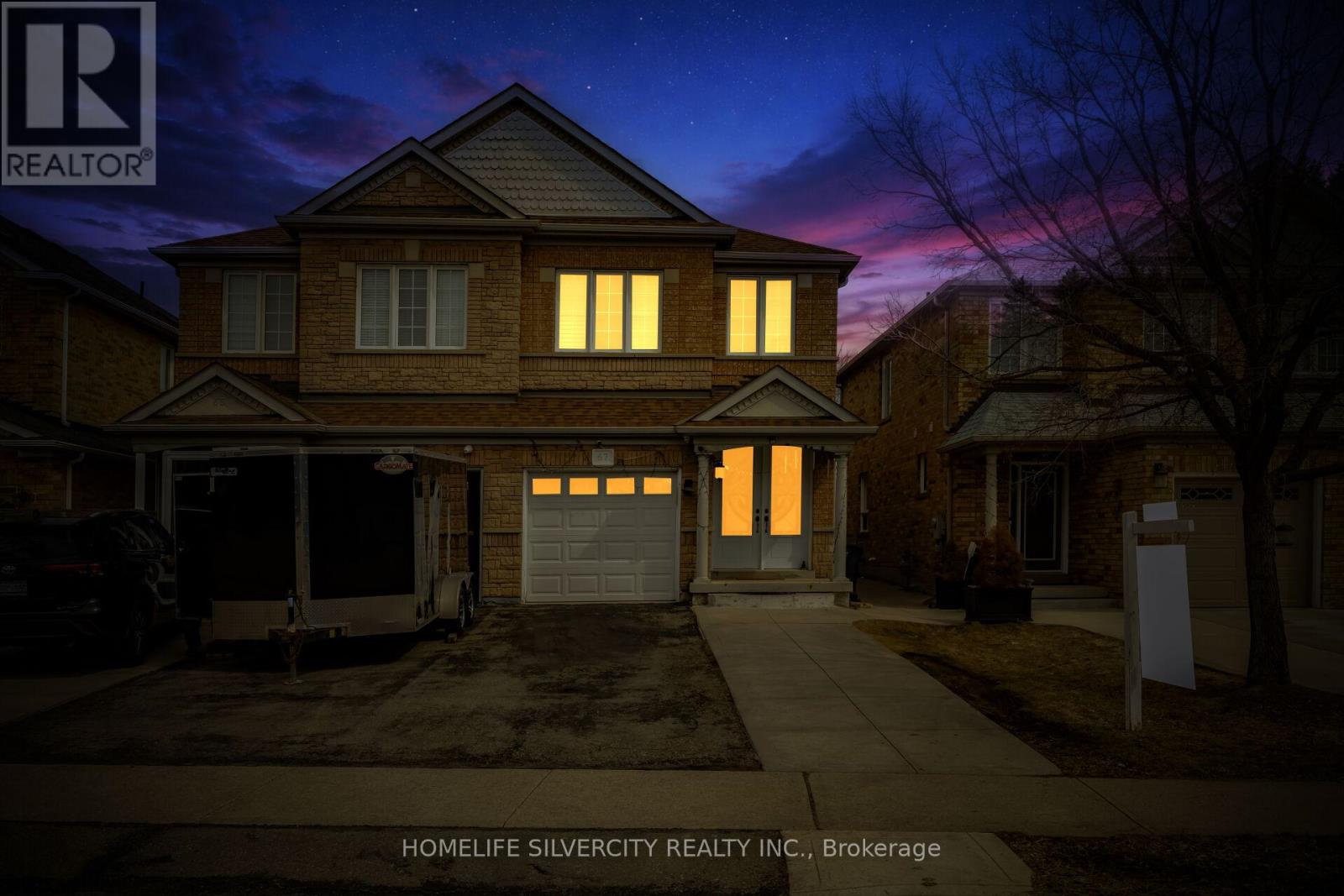 67 Sweet Clover Crescent, Brampton, Ontario  L6R 3A1 - Photo 2 - W13029104