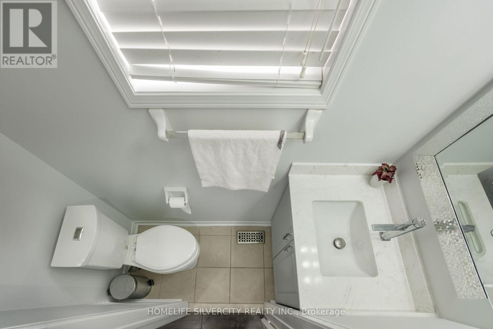 67 Sweet Clover Crescent, Brampton, Ontario  L6R 3A1 - Photo 21 - W13029104