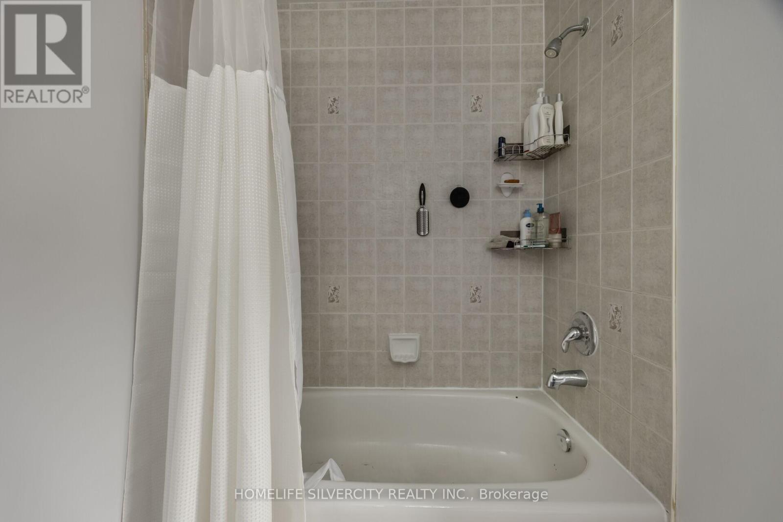 67 Sweet Clover Crescent, Brampton, Ontario  L6R 3A1 - Photo 28 - W13029104