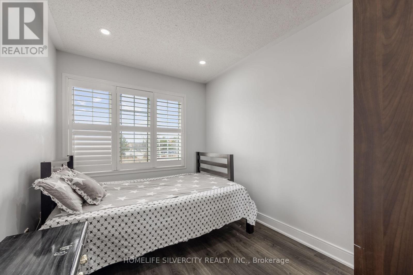 67 Sweet Clover Crescent, Brampton, Ontario  L6R 3A1 - Photo 32 - W13029104