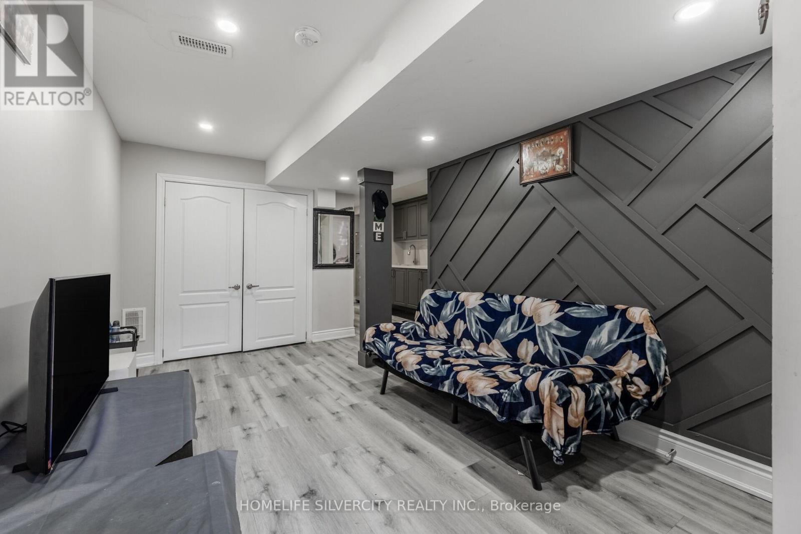 67 Sweet Clover Crescent, Brampton, Ontario  L6R 3A1 - Photo 38 - W13029104