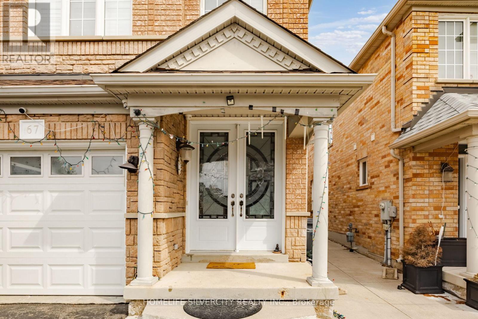 67 Sweet Clover Crescent, Brampton, Ontario  L6R 3A1 - Photo 4 - W13029104