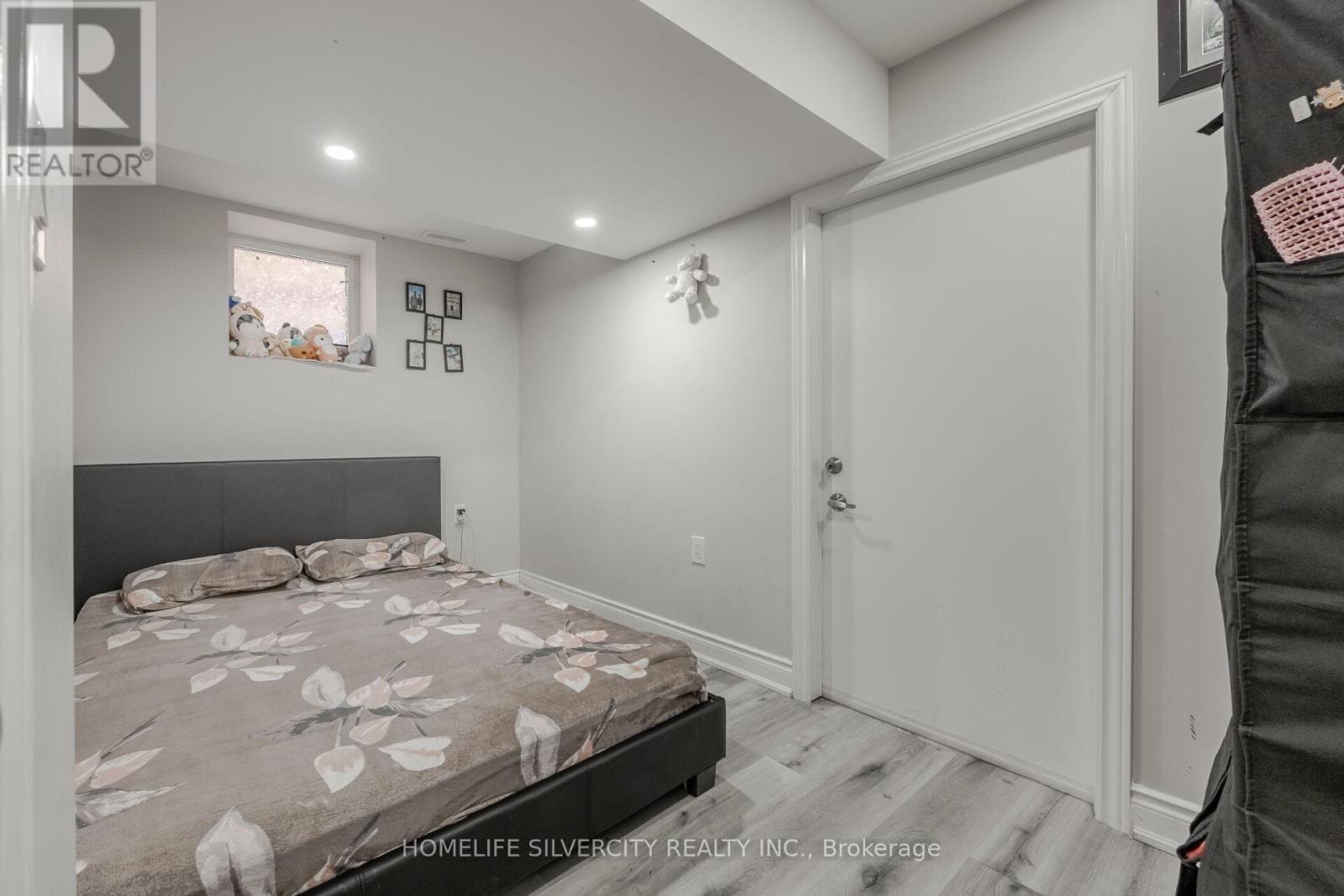 67 Sweet Clover Crescent, Brampton, Ontario  L6R 3A1 - Photo 41 - W13029104