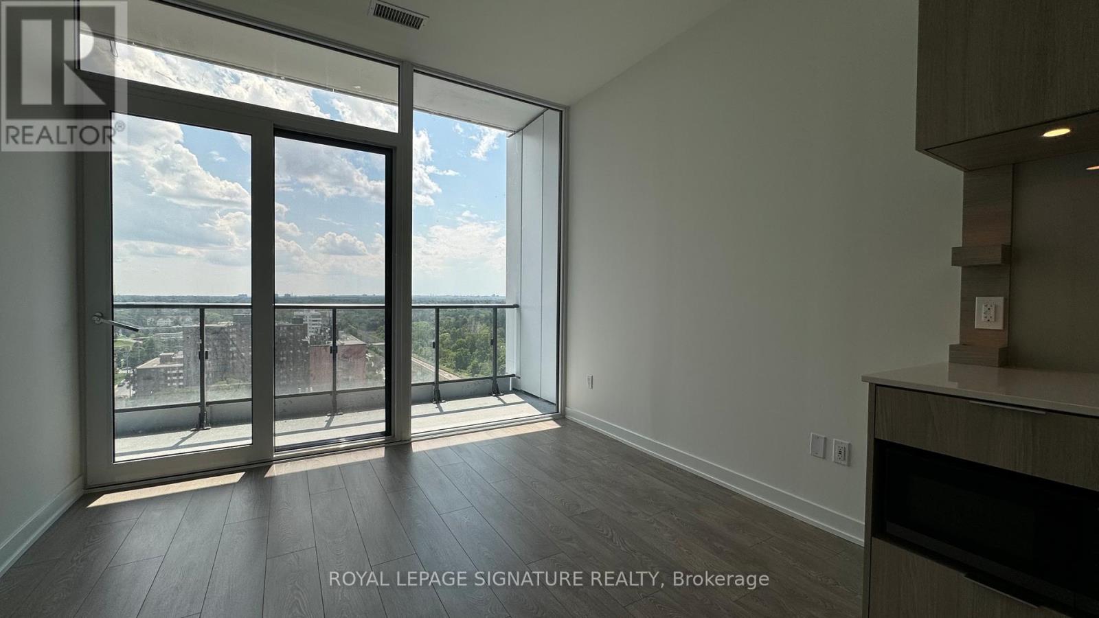 1502 - 28 Ann Street, Mississauga, Ontario  L5G 0E1 - Photo 9 - W13029154