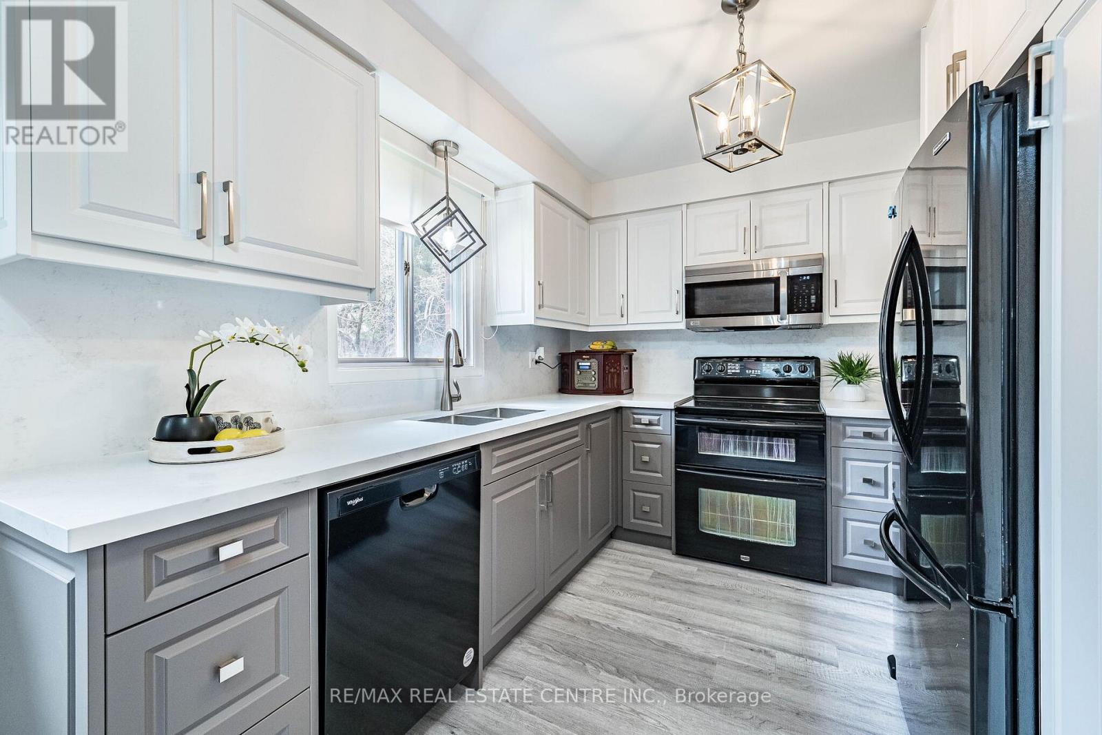 11 Kirkland Road, Brampton, Ontario  L6V 2W5 - Photo 10 - W13029208