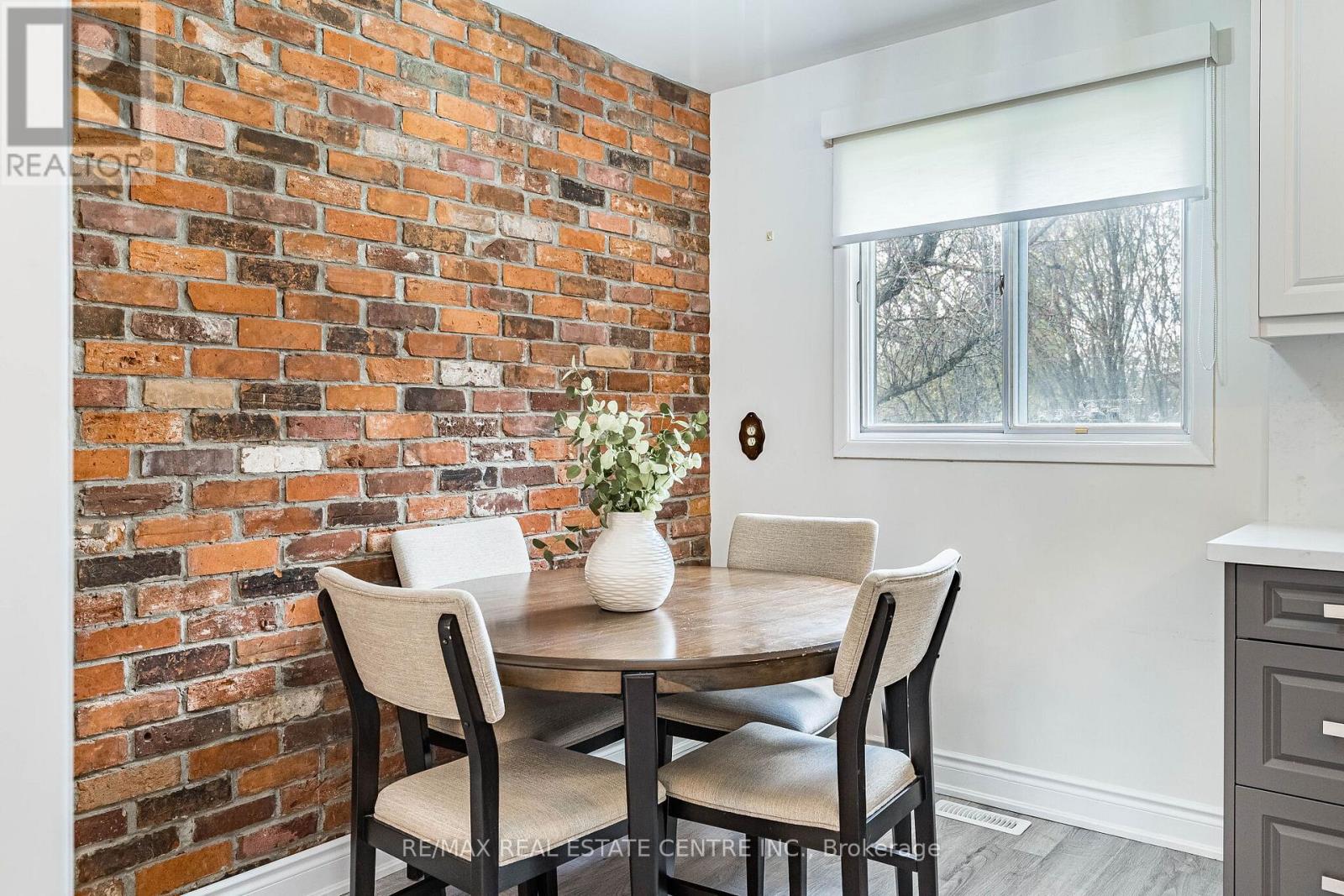 11 Kirkland Road, Brampton, Ontario  L6V 2W5 - Photo 7 - W13029208