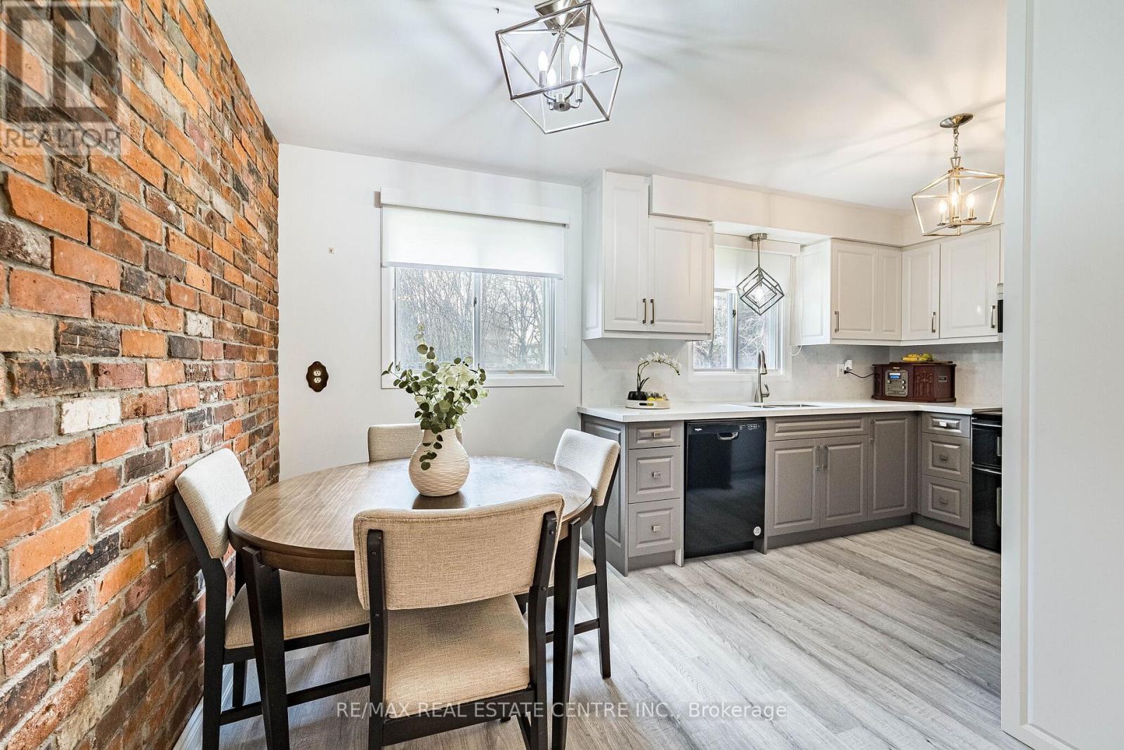 11 Kirkland Road, Brampton, Ontario  L6V 2W5 - Photo 8 - W13029208