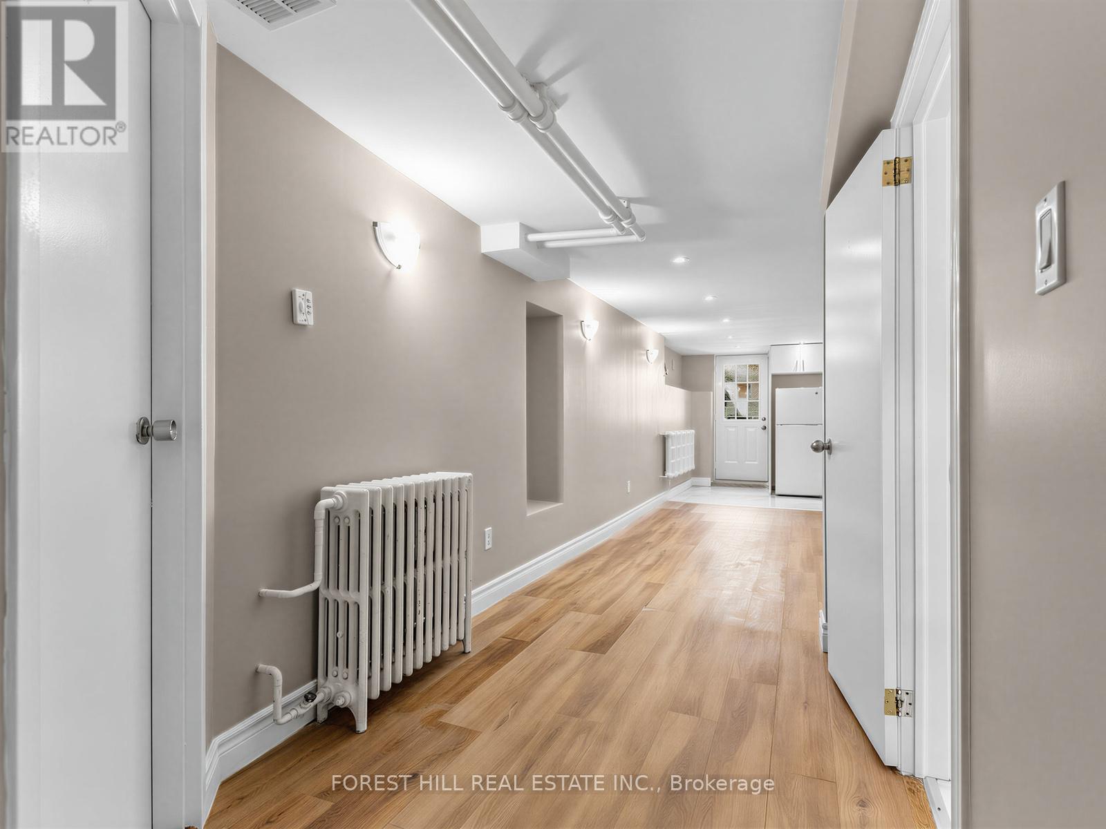 Lower - 12 Salem Avenue, Toronto, Ontario  M6H 3C1 - Photo 17 - W13029234
