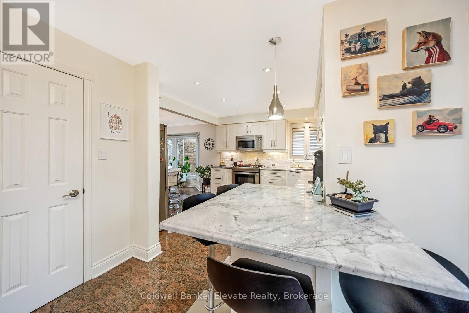 1531 Polesden Drive, Mississauga, Ontario  L5G 4P8 - Photo 12 - W13029250