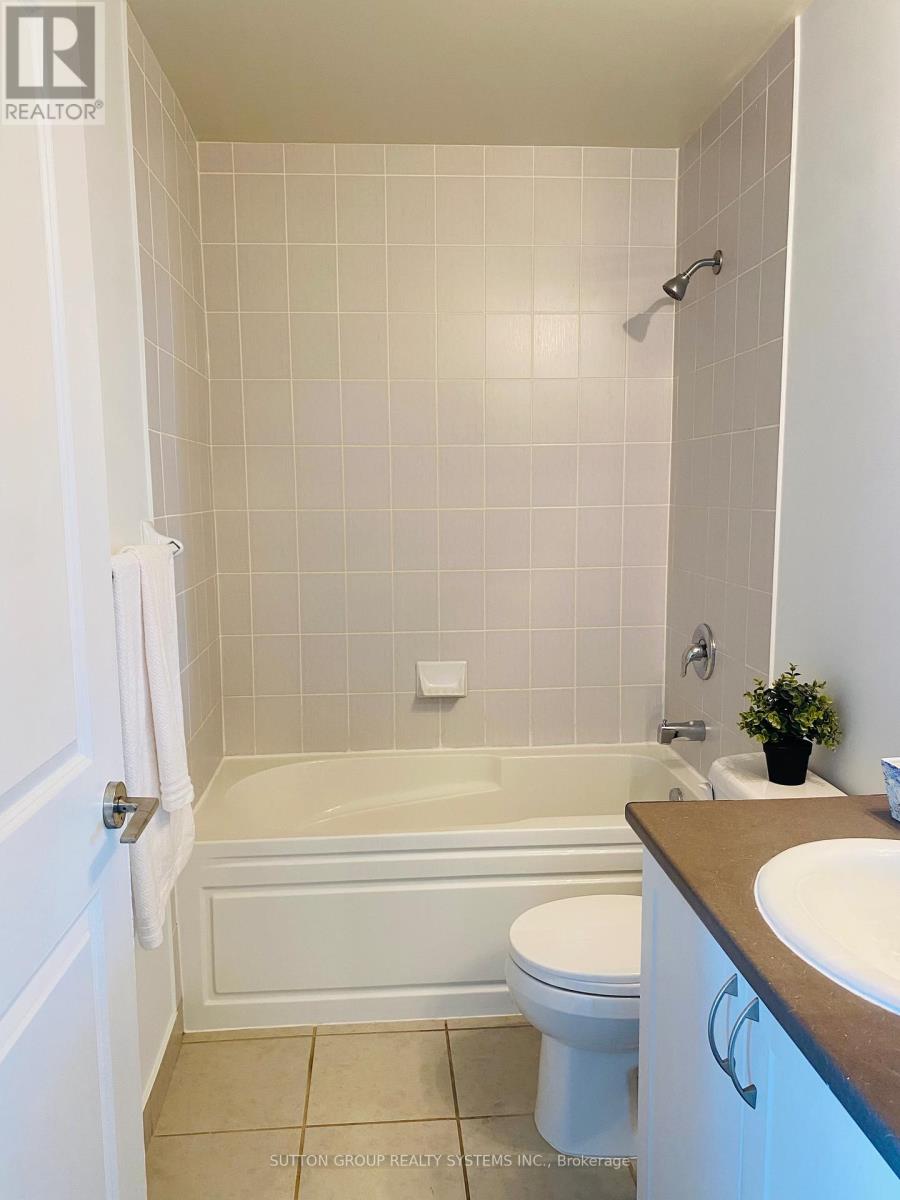 301 - 349 Rathburn Road W, Mississauga, Ontario  L5B 0K6 - Photo 16 - W13029276