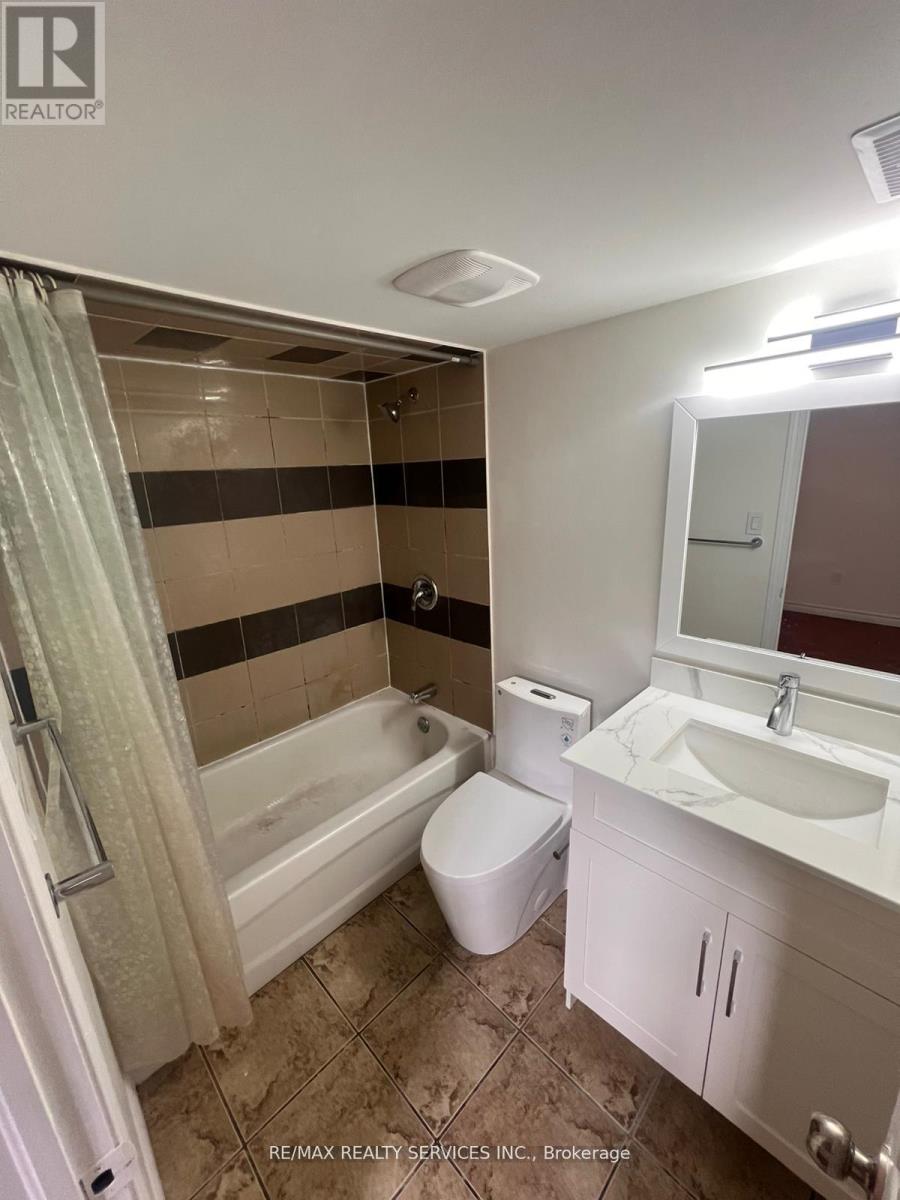 31 Junewood Crescent, Brampton, Ontario  L6S 3T5 - Photo 19 - W13029290