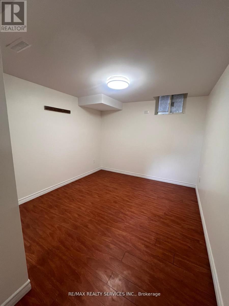 31 Junewood Crescent, Brampton, Ontario  L6S 3T5 - Photo 24 - W13029290