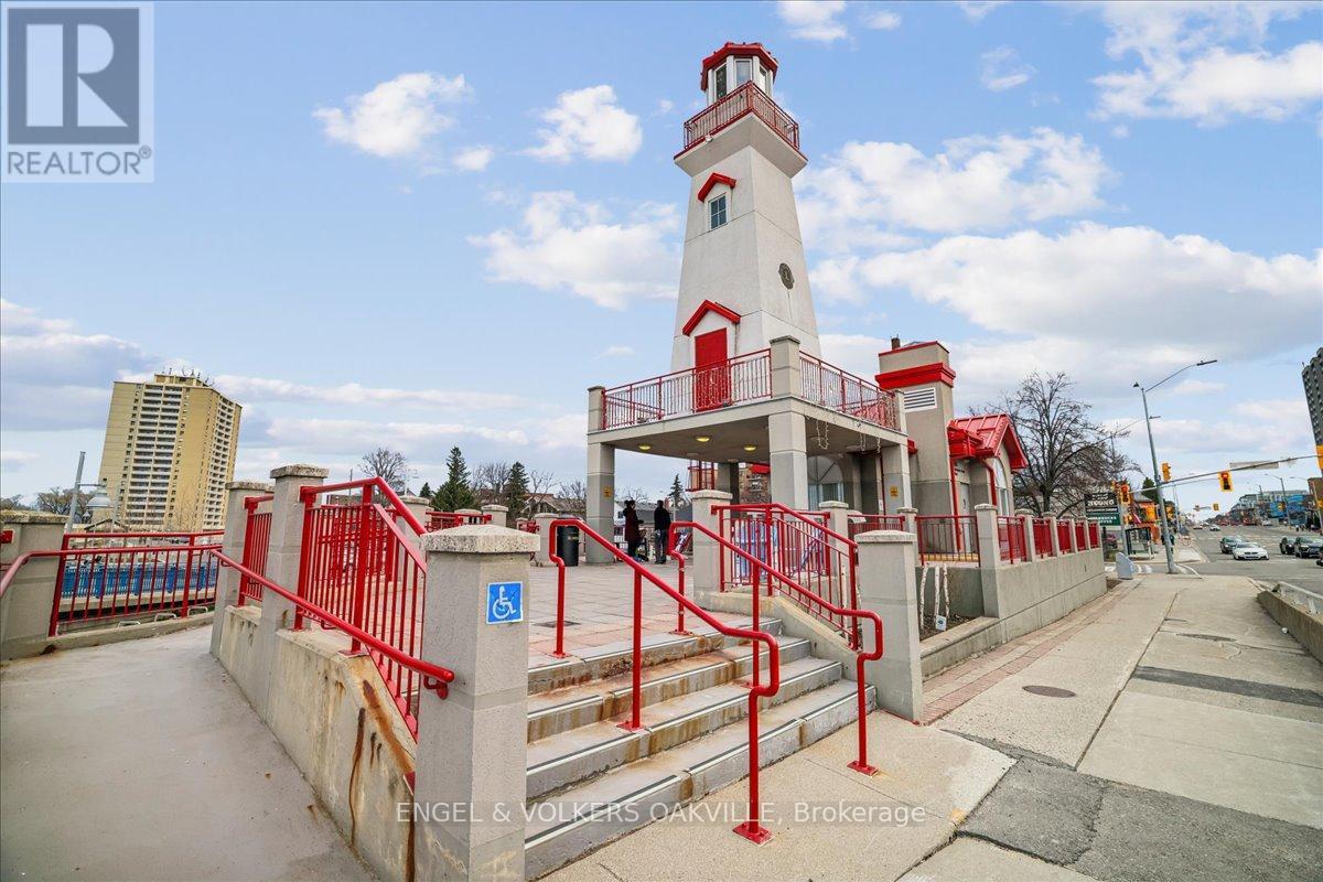 38 John Street S, Mississauga, Ontario  L5H 2E6 - Photo 46 - W13029336