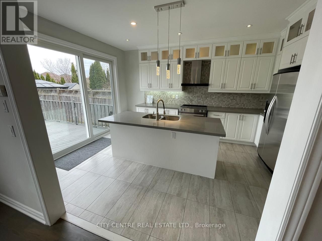 4777 Glasshill Grove, Mississauga, Ontario  L5M 7R6 - Photo 18 - W13029346