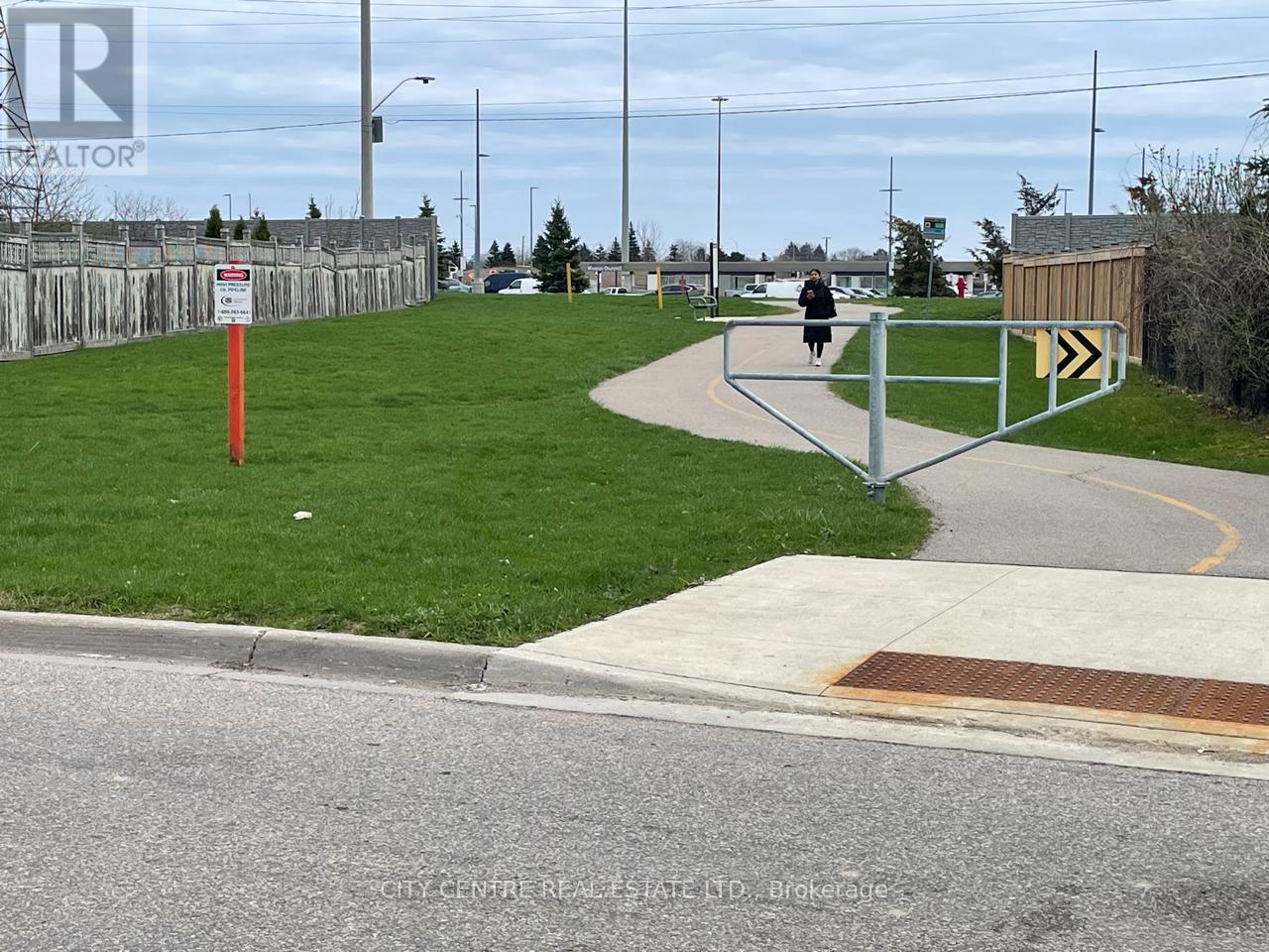 4777 Glasshill Grove, Mississauga, Ontario  L5M 7R6 - Photo 49 - W13029346