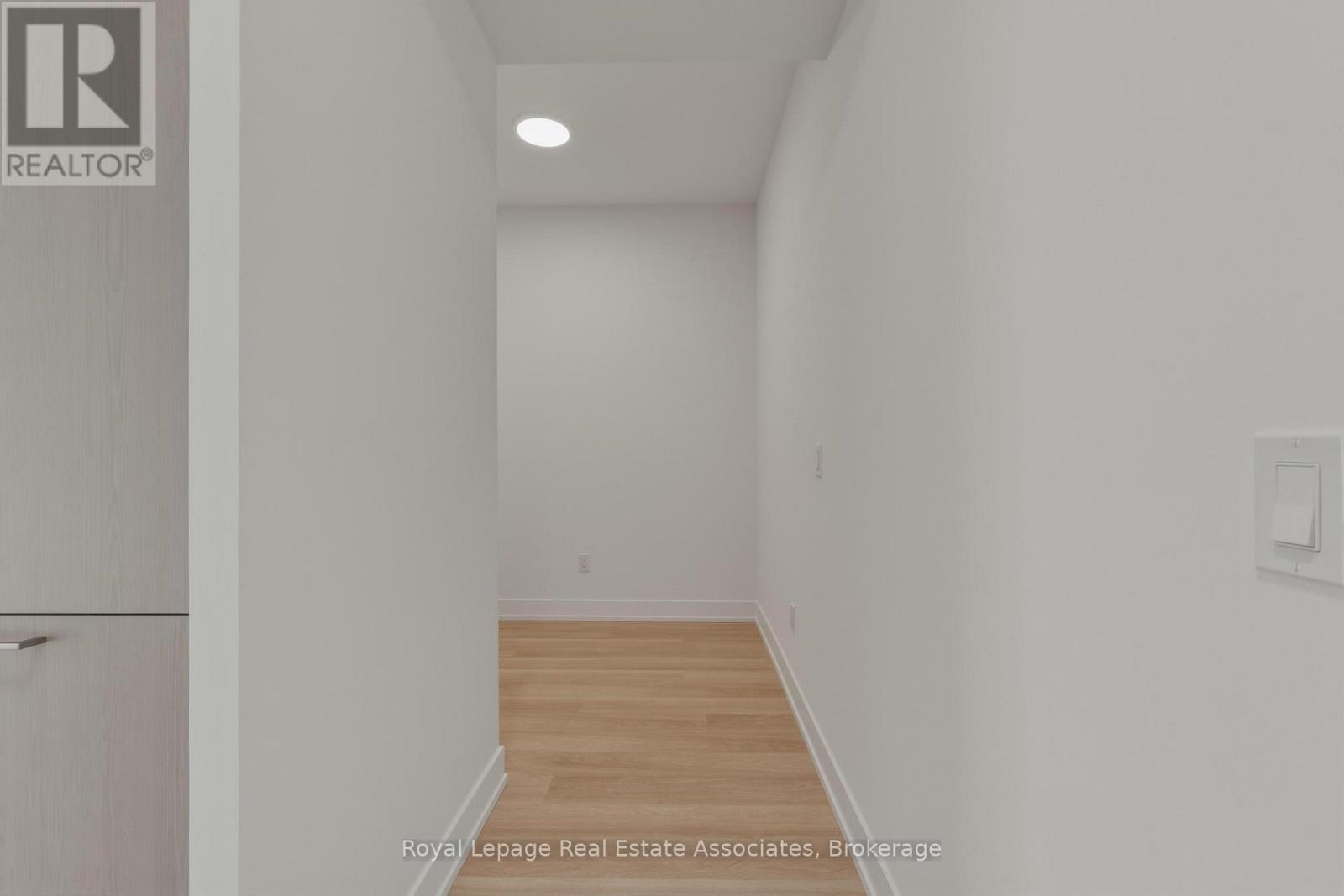 1802 - 25 Cordova Avenue, Toronto, Ontario  M9A 0E5 - Photo 5 - W13029366