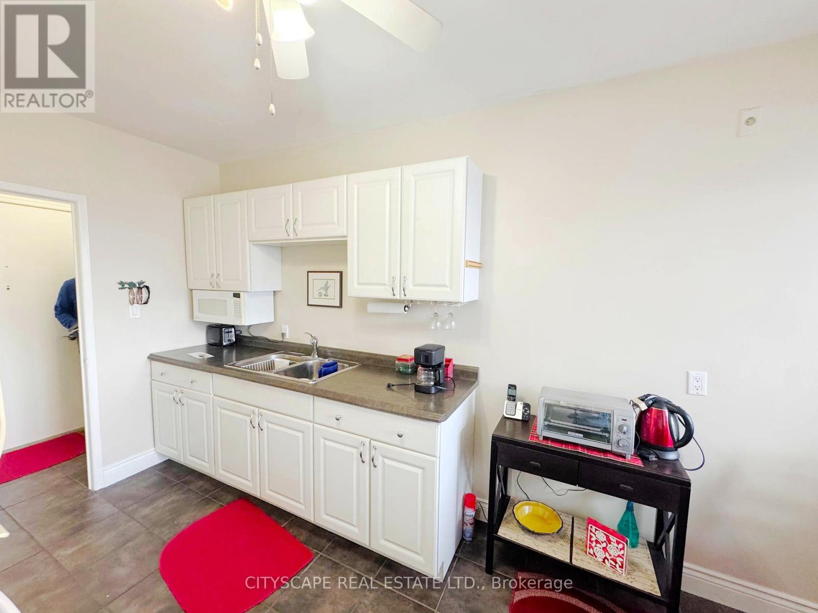 25 - 824 Brant Street, Burlington, Ontario  L7R 2J5 - Photo 12 - W13029372