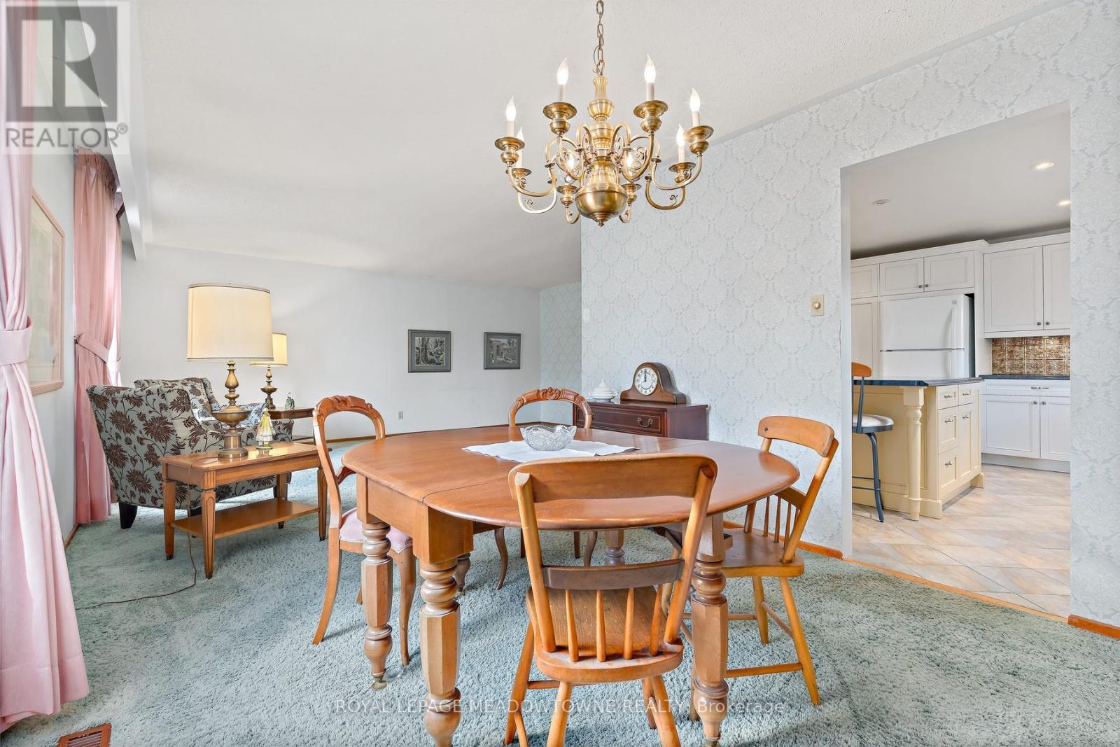 82 Mary Street, Halton Hills, Ontario  L7G 4V6 - Photo 15 - W13029446