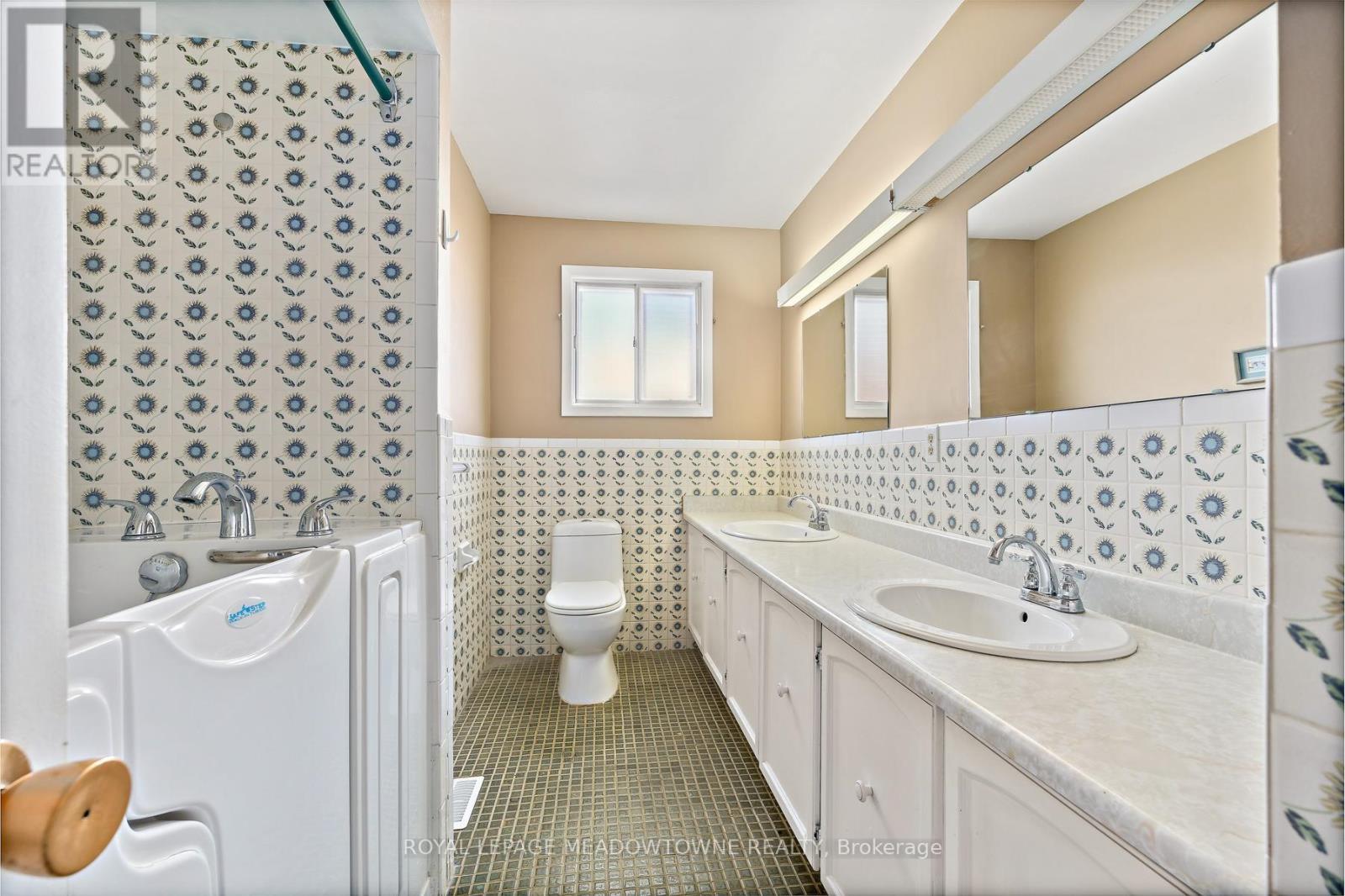 82 Mary Street, Halton Hills, Ontario  L7G 4V6 - Photo 26 - W13029446