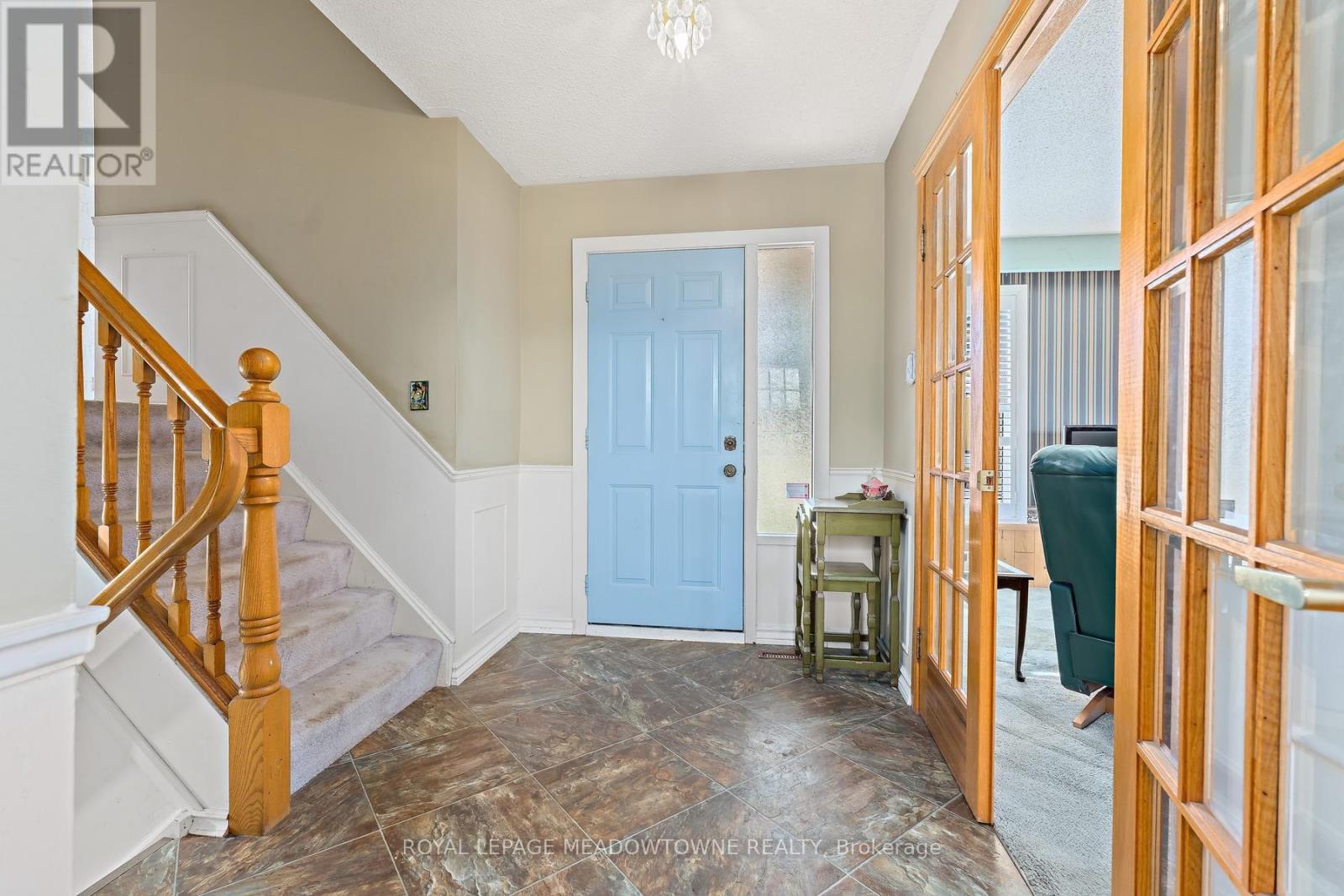 82 Mary Street, Halton Hills, Ontario  L7G 4V6 - Photo 5 - W13029446