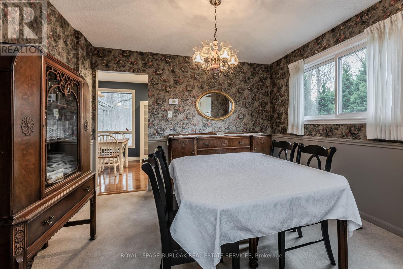 1141 Crofton Way, Burlington, Ontario  L7P 3A8 - Photo 14 - W13029448