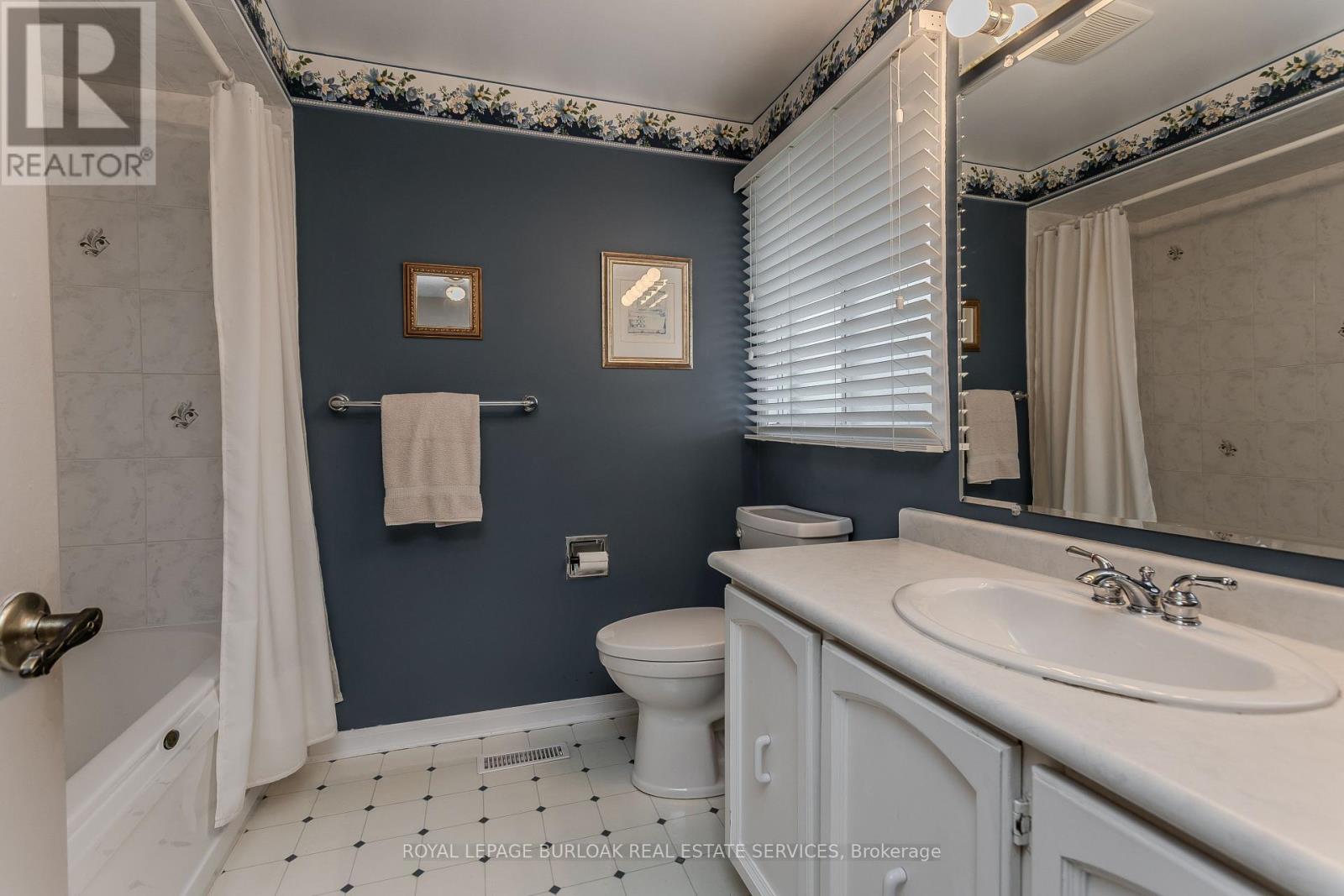 1141 Crofton Way, Burlington, Ontario  L7P 3A8 - Photo 25 - W13029448