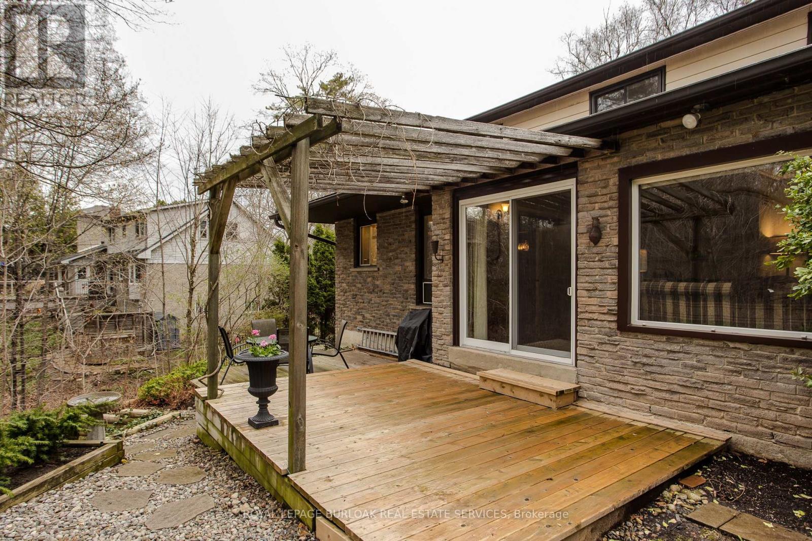 1141 Crofton Way, Burlington, Ontario  L7P 3A8 - Photo 27 - W13029448