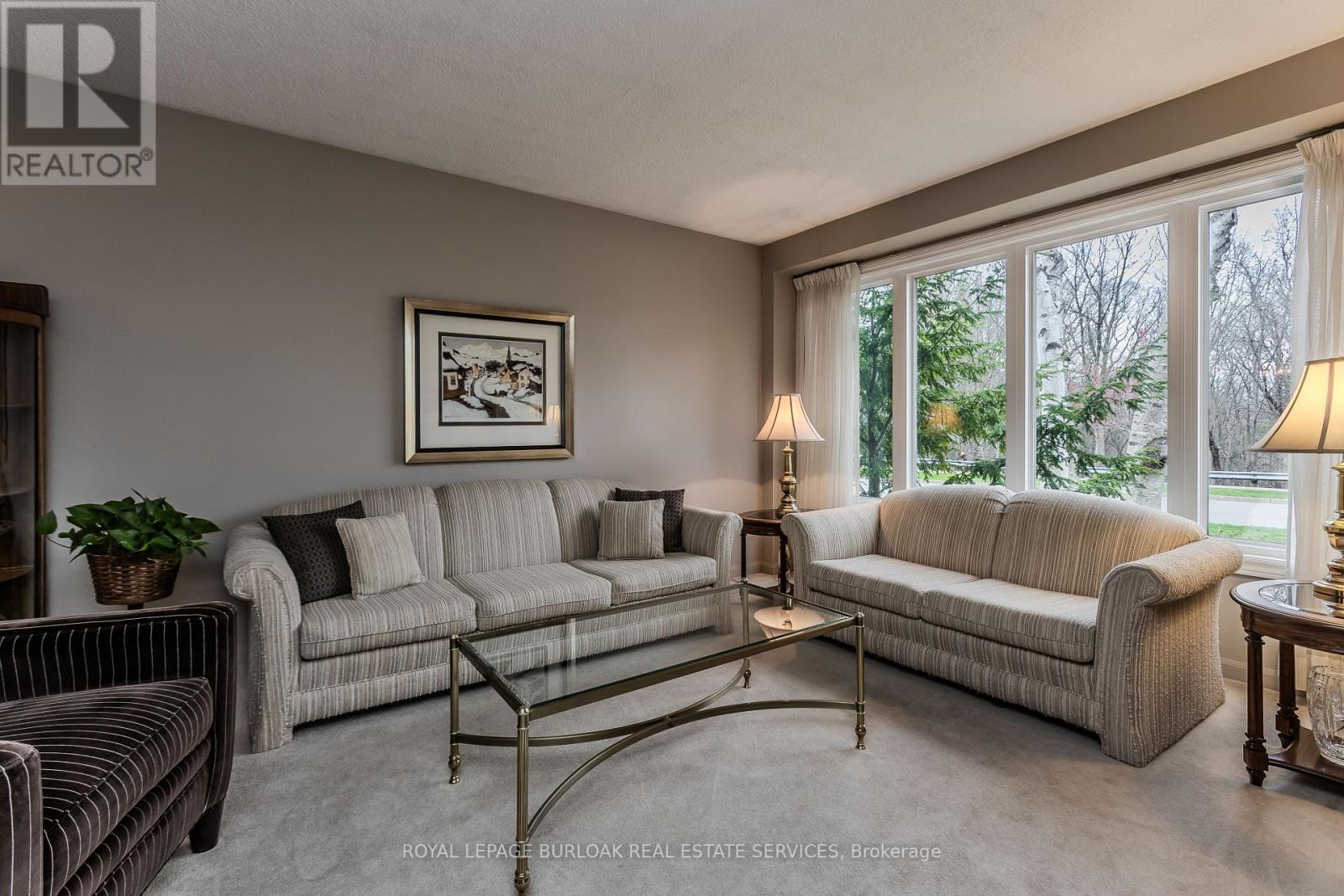 1141 Crofton Way, Burlington, Ontario  L7P 3A8 - Photo 7 - W13029448