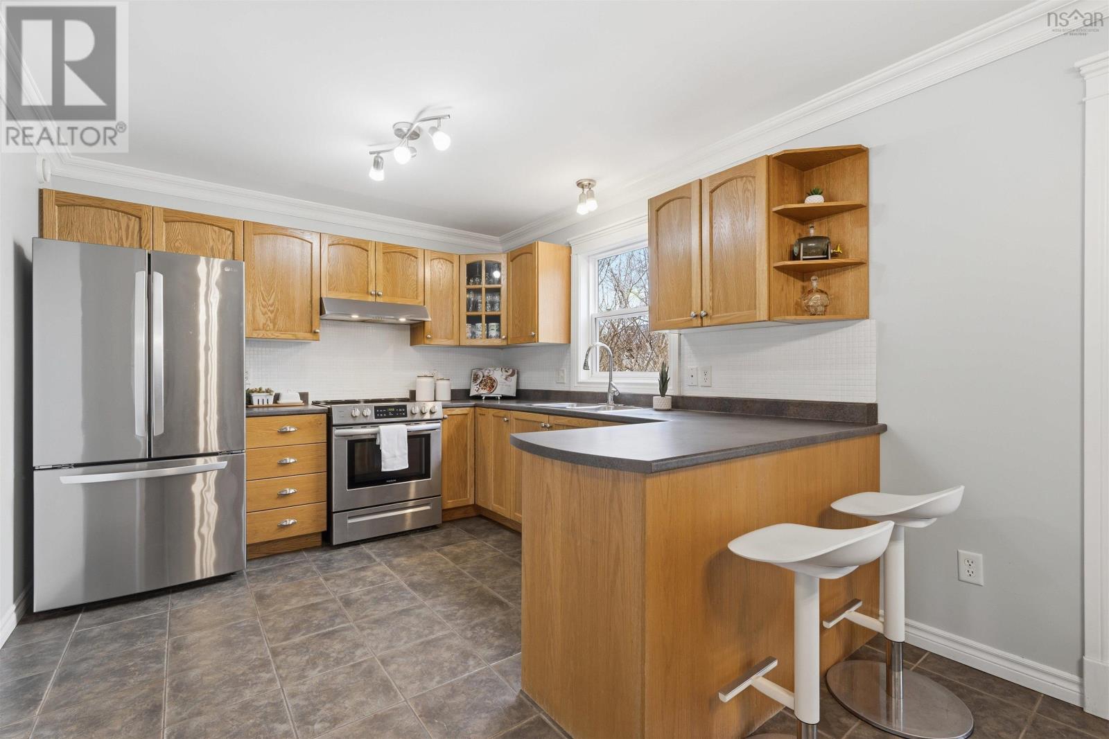 44 Vicky Crescent, Eastern Passage, Nova Scotia  B3G 1T4 - Photo 9 - 202608206