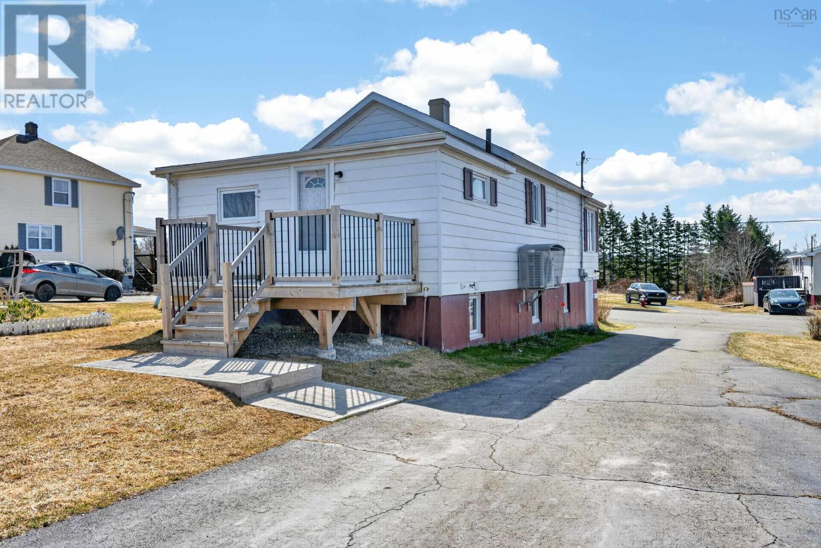 123 Maloney Street, Sydney, Nova Scotia  B1N 2C7 - Photo 4 - 202608212