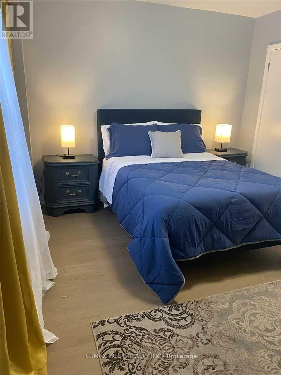 354 Marlee Avenue, Toronto, Ontario  M6B 3H8 - Photo 13 - W12720336