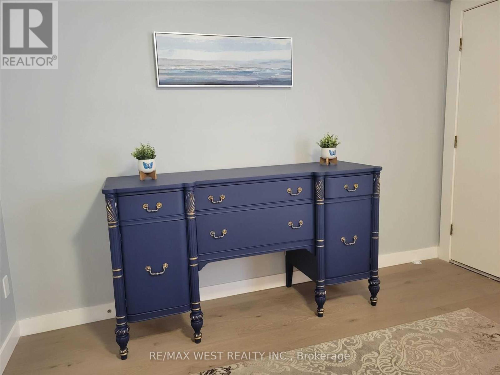 354 Marlee Avenue, Toronto, Ontario  M6B 3H8 - Photo 10 - W12720336