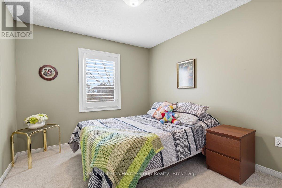 38 Roehampton Crescent, Guelph, Ontario  N1L 1M8 - Photo 16 - X12964970