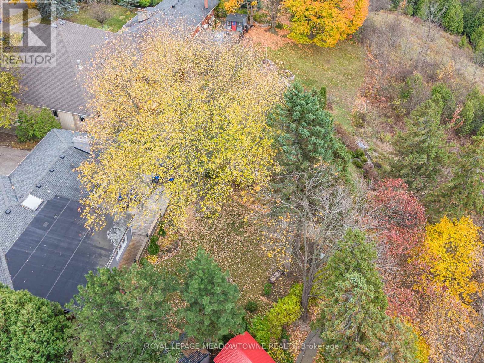 4 Chipper Court, Halton Hills, Ontario  L7G 1L3 - Photo 45 - W13028532